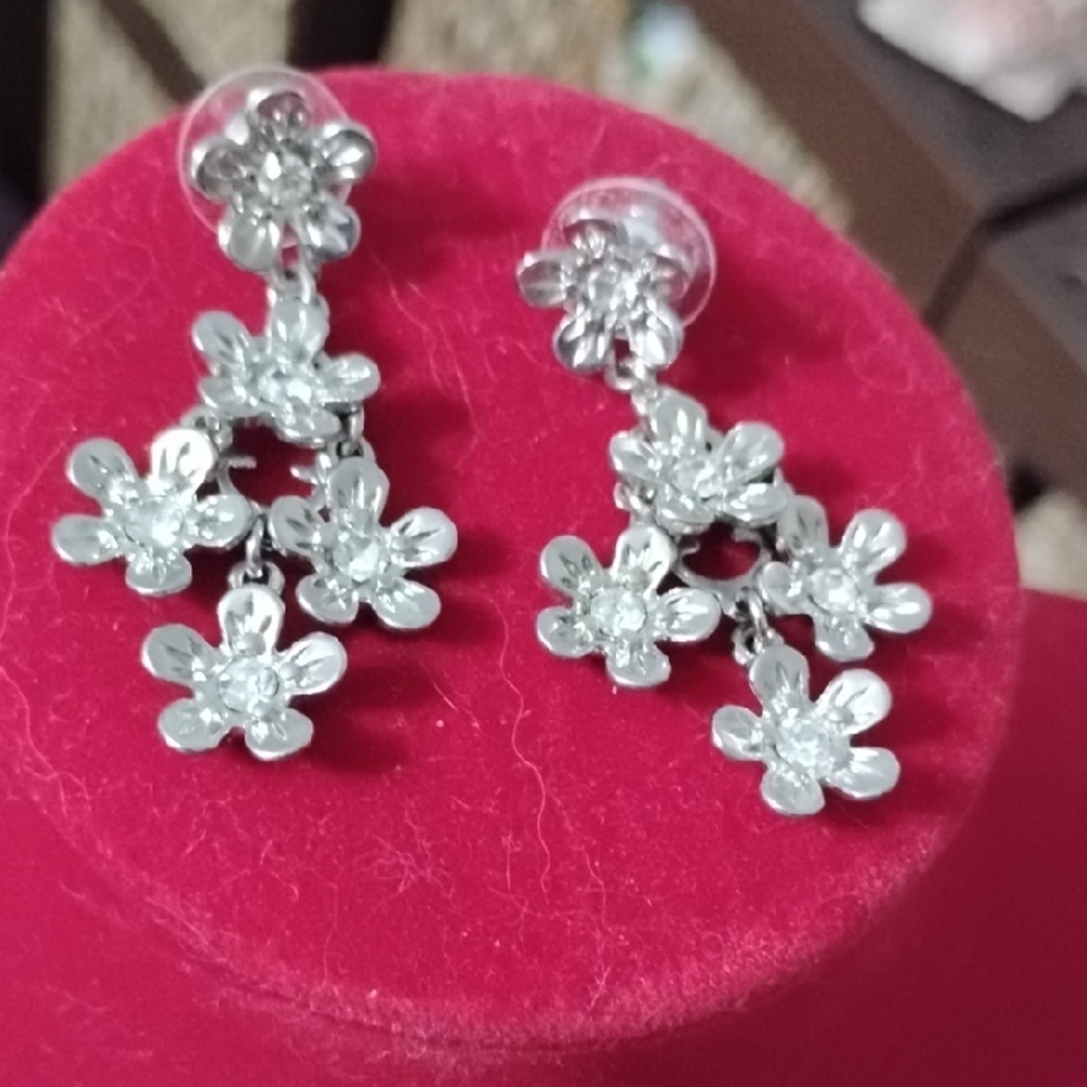 Vintage Silver Floral Dangle Earrings With Crystal Centers